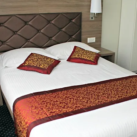 Washington Hotell 2*