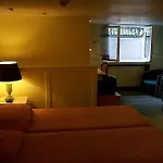 Washington 2* Amsterdam