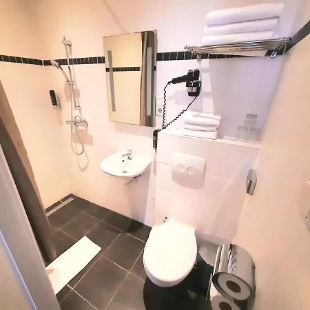 Otel Washington 2*